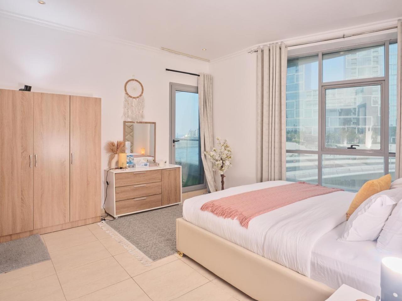Wonderful Two Bed Room With Full Marina View Дубай Экстерьер фото